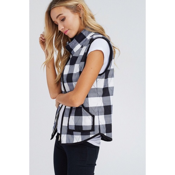 Black and white plaid vest - Picture 6 of 8